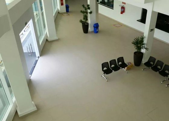 Tòa nhà thương mại khung thép Q355 Phòng triển lãm kết cấu thép chống gió