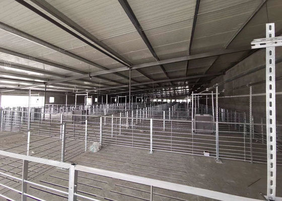 Q355 / Q235 Kết cấu thép Nhà lợn Nhà thép công nghiệp chống cháy