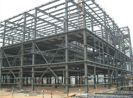 Tòa nhà văn phòng kim loại thương mại tiền chế chắc chắn Chống gió