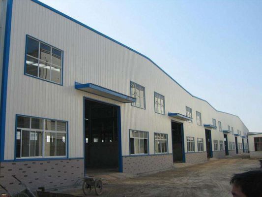 Xưởng kết cấu thép với bảng điều khiển bánh sandwich Q355 thép hàn phần H