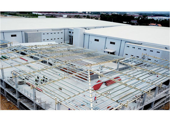 Q355 / Q235 Cấu trúc thép Nhà máy Gỗ xe đỗ xe Xây dựng tòa nhà chế tạo sẵn