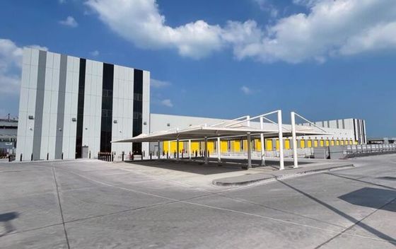 Máy garage hạng nhẹ Hot Rolling / Welded H Section Steel Structure Workshop