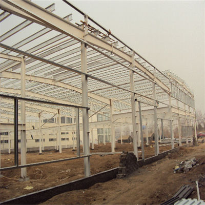 Xưởng xây dựng cấu trúc thép với cách điện và cửa sổ hợp kim nhôm