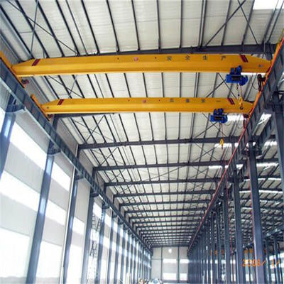 Máy xưởng cấu trúc thép mái và tường thép màu với phần Z Purlin